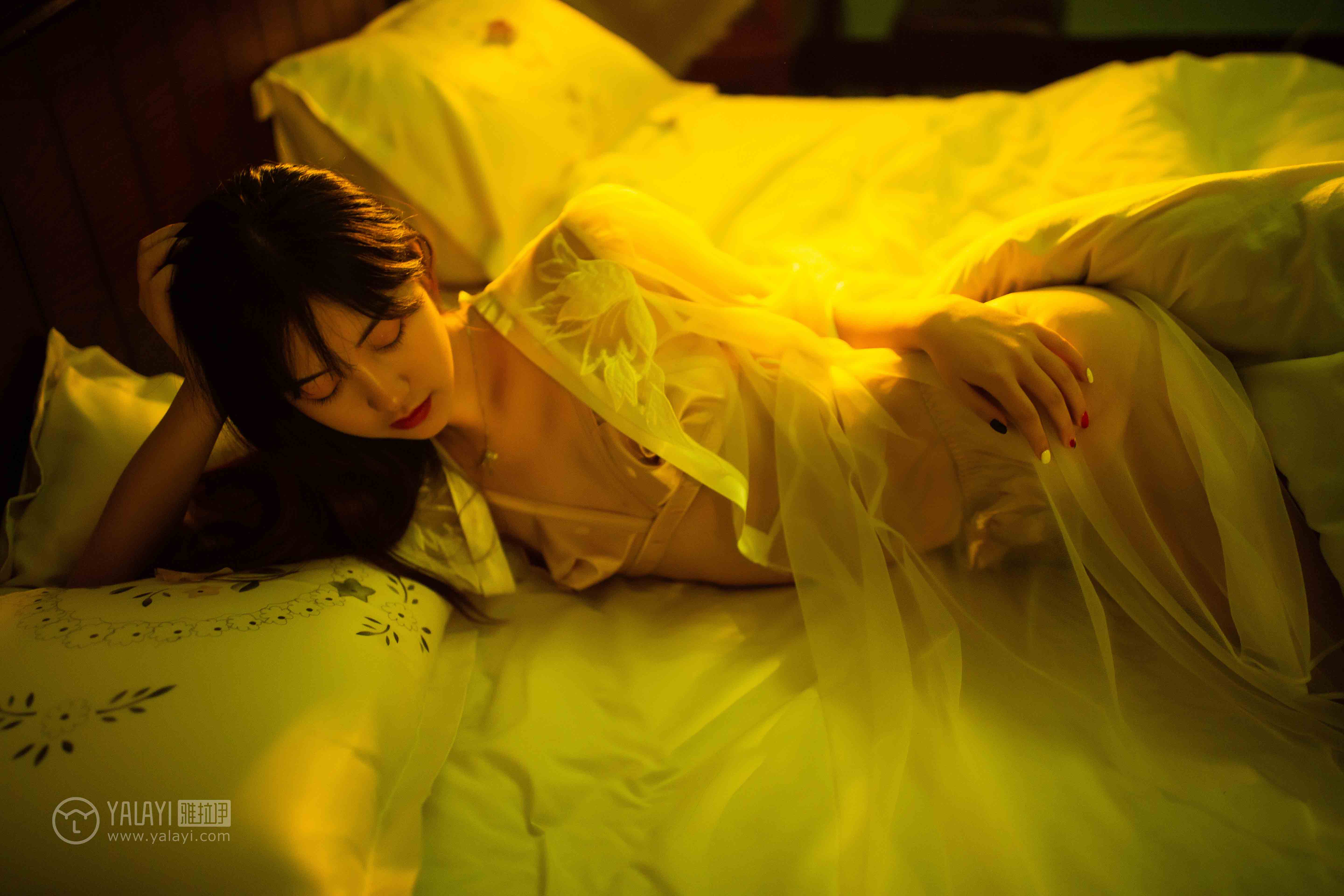 [YALAYI雅拉伊]2019.04.03NO.233天蓝酱《爱囚》插图